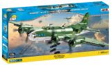 COBI Stavebnice COBI - II WW Boeing B-17F Memphis Belle, 1:48, 920 kostek, 1 figurka